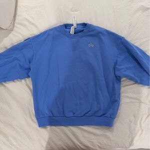 ALO Yoga Set: Crewneck Sweater and Accolade sweatpants in Crystal clear blue